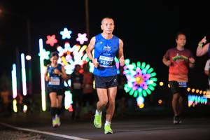 BIB: 45501, 4210
                            <button type="button" onclick="openModal(14647935)" class="btn btn-primary btn-sm float-right btn-popup" data-toggle="modal" data-target=".modal-high-quality">
                        <i class="fas fa-shopping-cart"></i> Add to Cart
                    </button>
                                            <button type="button" onclick="isThisMe(14647935, true)" class="btn btn-success btn-sm float-right btn-popup btn-isme hidden" data-toggle="tooltip" data-placement="bottom" title="นี่คือรูปของคุณใช่ไหม คลิกที่นี่เพื่อเอาเข้าอัลบั้ม">
                        <i class="fas fa-plus"></i> Add to album
                    </button>
                    <button type="button" onclick="isThisMe(14647935, false)" class="btn btn-warning btn-sm float-right btn-popup btn-isnotme hidden">
                        <i class="fas fa-ban"></i> Remove from album
                    </button>