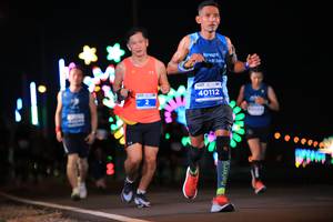 BIB: 40112
                            <button type="button" onclick="openModal(14656587)" class="btn btn-primary btn-sm float-right btn-popup" data-toggle="modal" data-target=".modal-high-quality">
                        <i class="fas fa-shopping-cart"></i> Add to Cart
                    </button>
                                            <button type="button" onclick="isThisMe(14656587, true)" class="btn btn-success btn-sm float-right btn-popup btn-isme hidden" data-toggle="tooltip" data-placement="bottom" title="นี่คือรูปของคุณใช่ไหม คลิกที่นี่เพื่อเอาเข้าอัลบั้ม">
                        <i class="fas fa-plus"></i> Add to album
                    </button>
                    <button type="button" onclick="isThisMe(14656587, false)" class="btn btn-warning btn-sm float-right btn-popup btn-isnotme hidden">
                        <i class="fas fa-ban"></i> Remove from album
                    </button>