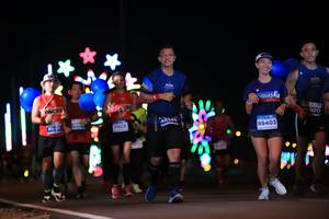 BIB: 900, 46546, 89403
                            <button type="button" onclick="openModal(14712317)" class="btn btn-primary btn-sm float-right btn-popup" data-toggle="modal" data-target=".modal-high-quality">
                        <i class="fas fa-shopping-cart"></i> Add to Cart
                    </button>
                                            <button type="button" onclick="isThisMe(14712317, true)" class="btn btn-success btn-sm float-right btn-popup btn-isme hidden" data-toggle="tooltip" data-placement="bottom" title="นี่คือรูปของคุณใช่ไหม คลิกที่นี่เพื่อเอาเข้าอัลบั้ม">
                        <i class="fas fa-plus"></i> Add to album
                    </button>
                    <button type="button" onclick="isThisMe(14712317, false)" class="btn btn-warning btn-sm float-right btn-popup btn-isnotme hidden">
                        <i class="fas fa-ban"></i> Remove from album
                    </button>