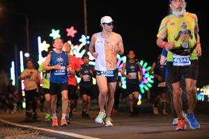 BIB: 0342, 41358, 47300
                            <button type="button" onclick="openModal(14605284)" class="btn btn-primary btn-sm float-right btn-popup" data-toggle="modal" data-target=".modal-high-quality">
                        <i class="fas fa-shopping-cart"></i> Add to Cart
                    </button>
                                            <button type="button" onclick="isThisMe(14605284, true)" class="btn btn-success btn-sm float-right btn-popup btn-isme hidden" data-toggle="tooltip" data-placement="bottom" title="นี่คือรูปของคุณใช่ไหม คลิกที่นี่เพื่อเอาเข้าอัลบั้ม">
                        <i class="fas fa-plus"></i> Add to album
                    </button>
                    <button type="button" onclick="isThisMe(14605284, false)" class="btn btn-warning btn-sm float-right btn-popup btn-isnotme hidden">
                        <i class="fas fa-ban"></i> Remove from album
                    </button>