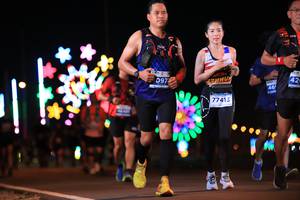 BIB: 0972, 77413
                            <button type="button" onclick="openModal(14715223)" class="btn btn-primary btn-sm float-right btn-popup" data-toggle="modal" data-target=".modal-high-quality">
                        <i class="fas fa-shopping-cart"></i> Add to Cart
                    </button>
                                            <button type="button" onclick="isThisMe(14715223, true)" class="btn btn-success btn-sm float-right btn-popup btn-isme hidden" data-toggle="tooltip" data-placement="bottom" title="นี่คือรูปของคุณใช่ไหม คลิกที่นี่เพื่อเอาเข้าอัลบั้ม">
                        <i class="fas fa-plus"></i> Add to album
                    </button>
                    <button type="button" onclick="isThisMe(14715223, false)" class="btn btn-warning btn-sm float-right btn-popup btn-isnotme hidden">
                        <i class="fas fa-ban"></i> Remove from album
                    </button>