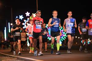 BIB: 41172, 43766, 46386, 47273, 41604, 017
                            <button type="button" onclick="openModal(14619511)" class="btn btn-primary btn-sm float-right btn-popup" data-toggle="modal" data-target=".modal-high-quality">
                        <i class="fas fa-shopping-cart"></i> Add to Cart
                    </button>
                                            <button type="button" onclick="isThisMe(14619511, true)" class="btn btn-success btn-sm float-right btn-popup btn-isme hidden" data-toggle="tooltip" data-placement="bottom" title="นี่คือรูปของคุณใช่ไหม คลิกที่นี่เพื่อเอาเข้าอัลบั้ม">
                        <i class="fas fa-plus"></i> Add to album
                    </button>
                    <button type="button" onclick="isThisMe(14619511, false)" class="btn btn-warning btn-sm float-right btn-popup btn-isnotme hidden">
                        <i class="fas fa-ban"></i> Remove from album
                    </button>