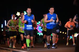 BIB: 42307, 450, 41165
                            <button type="button" onclick="openModal(14711967)" class="btn btn-primary btn-sm float-right btn-popup" data-toggle="modal" data-target=".modal-high-quality">
                        <i class="fas fa-shopping-cart"></i> Add to Cart
                    </button>
                                            <button type="button" onclick="isThisMe(14711967, true)" class="btn btn-success btn-sm float-right btn-popup btn-isme hidden" data-toggle="tooltip" data-placement="bottom" title="นี่คือรูปของคุณใช่ไหม คลิกที่นี่เพื่อเอาเข้าอัลบั้ม">
                        <i class="fas fa-plus"></i> Add to album
                    </button>
                    <button type="button" onclick="isThisMe(14711967, false)" class="btn btn-warning btn-sm float-right btn-popup btn-isnotme hidden">
                        <i class="fas fa-ban"></i> Remove from album
                    </button>