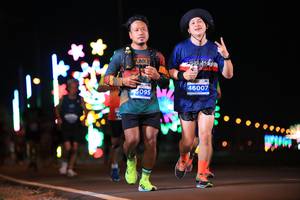 BIB: 46007, 3095
                            <button type="button" onclick="openModal(14635763)" class="btn btn-primary btn-sm float-right btn-popup" data-toggle="modal" data-target=".modal-high-quality">
                        <i class="fas fa-shopping-cart"></i> Add to Cart
                    </button>
                                            <button type="button" onclick="isThisMe(14635763, true)" class="btn btn-success btn-sm float-right btn-popup btn-isme hidden" data-toggle="tooltip" data-placement="bottom" title="นี่คือรูปของคุณใช่ไหม คลิกที่นี่เพื่อเอาเข้าอัลบั้ม">
                        <i class="fas fa-plus"></i> Add to album
                    </button>
                    <button type="button" onclick="isThisMe(14635763, false)" class="btn btn-warning btn-sm float-right btn-popup btn-isnotme hidden">
                        <i class="fas fa-ban"></i> Remove from album
                    </button>