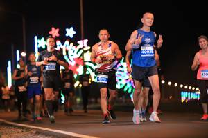 BIB: 40039, 41021, 430
                            <button type="button" onclick="openModal(14617127)" class="btn btn-primary btn-sm float-right btn-popup" data-toggle="modal" data-target=".modal-high-quality">
                        <i class="fas fa-shopping-cart"></i> Add to Cart
                    </button>
                                            <button type="button" onclick="isThisMe(14617127, true)" class="btn btn-success btn-sm float-right btn-popup btn-isme hidden" data-toggle="tooltip" data-placement="bottom" title="นี่คือรูปของคุณใช่ไหม คลิกที่นี่เพื่อเอาเข้าอัลบั้ม">
                        <i class="fas fa-plus"></i> Add to album
                    </button>
                    <button type="button" onclick="isThisMe(14617127, false)" class="btn btn-warning btn-sm float-right btn-popup btn-isnotme hidden">
                        <i class="fas fa-ban"></i> Remove from album
                    </button>