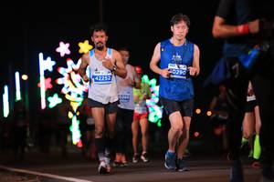 BIB: 40290, 42252, 0264
                            <button type="button" onclick="openModal(14669205)" class="btn btn-primary btn-sm float-right btn-popup" data-toggle="modal" data-target=".modal-high-quality">
                        <i class="fas fa-shopping-cart"></i> Add to Cart
                    </button>
                                            <button type="button" onclick="isThisMe(14669205, true)" class="btn btn-success btn-sm float-right btn-popup btn-isme hidden" data-toggle="tooltip" data-placement="bottom" title="นี่คือรูปของคุณใช่ไหม คลิกที่นี่เพื่อเอาเข้าอัลบั้ม">
                        <i class="fas fa-plus"></i> Add to album
                    </button>
                    <button type="button" onclick="isThisMe(14669205, false)" class="btn btn-warning btn-sm float-right btn-popup btn-isnotme hidden">
                        <i class="fas fa-ban"></i> Remove from album
                    </button>