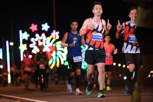 BIB: 42068, 4155, 9500
                            <button type="button" onclick="openModal(14681167)" class="btn btn-primary btn-sm float-right btn-popup" data-toggle="modal" data-target=".modal-high-quality">
                        <i class="fas fa-shopping-cart"></i> Add to Cart
                    </button>
                                            <button type="button" onclick="isThisMe(14681167, true)" class="btn btn-success btn-sm float-right btn-popup btn-isme hidden" data-toggle="tooltip" data-placement="bottom" title="นี่คือรูปของคุณใช่ไหม คลิกที่นี่เพื่อเอาเข้าอัลบั้ม">
                        <i class="fas fa-plus"></i> Add to album
                    </button>
                    <button type="button" onclick="isThisMe(14681167, false)" class="btn btn-warning btn-sm float-right btn-popup btn-isnotme hidden">
                        <i class="fas fa-ban"></i> Remove from album
                    </button>