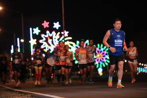 BIB: 40553
                            <button type="button" onclick="openModal(14630823)" class="btn btn-primary btn-sm float-right btn-popup" data-toggle="modal" data-target=".modal-high-quality">
                        <i class="fas fa-shopping-cart"></i> Add to Cart
                    </button>
                                            <button type="button" onclick="isThisMe(14630823, true)" class="btn btn-success btn-sm float-right btn-popup btn-isme hidden" data-toggle="tooltip" data-placement="bottom" title="นี่คือรูปของคุณใช่ไหม คลิกที่นี่เพื่อเอาเข้าอัลบั้ม">
                        <i class="fas fa-plus"></i> Add to album
                    </button>
                    <button type="button" onclick="isThisMe(14630823, false)" class="btn btn-warning btn-sm float-right btn-popup btn-isnotme hidden">
                        <i class="fas fa-ban"></i> Remove from album
                    </button>