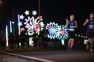 BIB: 40182, 82404
                            <button type="button" onclick="openModal(14639874)" class="btn btn-primary btn-sm float-right btn-popup" data-toggle="modal" data-target=".modal-high-quality">
                        <i class="fas fa-shopping-cart"></i> Add to Cart
                    </button>
                                            <button type="button" onclick="isThisMe(14639874, true)" class="btn btn-success btn-sm float-right btn-popup btn-isme hidden" data-toggle="tooltip" data-placement="bottom" title="นี่คือรูปของคุณใช่ไหม คลิกที่นี่เพื่อเอาเข้าอัลบั้ม">
                        <i class="fas fa-plus"></i> Add to album
                    </button>
                    <button type="button" onclick="isThisMe(14639874, false)" class="btn btn-warning btn-sm float-right btn-popup btn-isnotme hidden">
                        <i class="fas fa-ban"></i> Remove from album
                    </button>