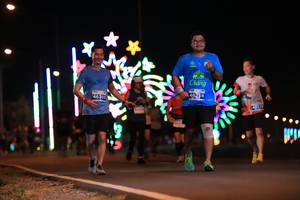 BIB: 464, 46303
                            <button type="button" onclick="openModal(14636961)" class="btn btn-primary btn-sm float-right btn-popup" data-toggle="modal" data-target=".modal-high-quality">
                        <i class="fas fa-shopping-cart"></i> Add to Cart
                    </button>
                                            <button type="button" onclick="isThisMe(14636961, true)" class="btn btn-success btn-sm float-right btn-popup btn-isme hidden" data-toggle="tooltip" data-placement="bottom" title="นี่คือรูปของคุณใช่ไหม คลิกที่นี่เพื่อเอาเข้าอัลบั้ม">
                        <i class="fas fa-plus"></i> Add to album
                    </button>
                    <button type="button" onclick="isThisMe(14636961, false)" class="btn btn-warning btn-sm float-right btn-popup btn-isnotme hidden">
                        <i class="fas fa-ban"></i> Remove from album
                    </button>