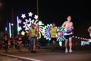 BIB: 0020, 40295
                            <button type="button" onclick="openModal(14656188)" class="btn btn-primary btn-sm float-right btn-popup" data-toggle="modal" data-target=".modal-high-quality">
                        <i class="fas fa-shopping-cart"></i> Add to Cart
                    </button>
                                            <button type="button" onclick="isThisMe(14656188, true)" class="btn btn-success btn-sm float-right btn-popup btn-isme hidden" data-toggle="tooltip" data-placement="bottom" title="นี่คือรูปของคุณใช่ไหม คลิกที่นี่เพื่อเอาเข้าอัลบั้ม">
                        <i class="fas fa-plus"></i> Add to album
                    </button>
                    <button type="button" onclick="isThisMe(14656188, false)" class="btn btn-warning btn-sm float-right btn-popup btn-isnotme hidden">
                        <i class="fas fa-ban"></i> Remove from album
                    </button>