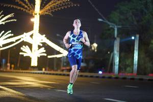 BIB: 40442
                            <button type="button" onclick="openModal(14269600)" class="btn btn-primary btn-sm float-right btn-popup" data-toggle="modal" data-target=".modal-high-quality">
                        <i class="fas fa-shopping-cart"></i> Add to Cart
                    </button>
                                            <button type="button" onclick="isThisMe(14269600, true)" class="btn btn-success btn-sm float-right btn-popup btn-isme hidden" data-toggle="tooltip" data-placement="bottom" title="นี่คือรูปของคุณใช่ไหม คลิกที่นี่เพื่อเอาเข้าอัลบั้ม">
                        <i class="fas fa-plus"></i> Add to album
                    </button>
                    <button type="button" onclick="isThisMe(14269600, false)" class="btn btn-warning btn-sm float-right btn-popup btn-isnotme hidden">
                        <i class="fas fa-ban"></i> Remove from album
                    </button>