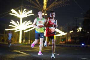 BIB: 26392, 27071
                            <button type="button" onclick="openModal(14289288)" class="btn btn-primary btn-sm float-right btn-popup" data-toggle="modal" data-target=".modal-high-quality">
                        <i class="fas fa-shopping-cart"></i> Add to Cart
                    </button>
                                            <button type="button" onclick="isThisMe(14289288, true)" class="btn btn-success btn-sm float-right btn-popup btn-isme hidden" data-toggle="tooltip" data-placement="bottom" title="นี่คือรูปของคุณใช่ไหม คลิกที่นี่เพื่อเอาเข้าอัลบั้ม">
                        <i class="fas fa-plus"></i> Add to album
                    </button>
                    <button type="button" onclick="isThisMe(14289288, false)" class="btn btn-warning btn-sm float-right btn-popup btn-isnotme hidden">
                        <i class="fas fa-ban"></i> Remove from album
                    </button>