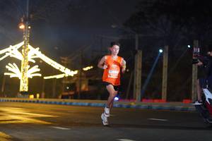 BIB: 76223
                            <button type="button" onclick="openModal(14263109)" class="btn btn-primary btn-sm float-right btn-popup" data-toggle="modal" data-target=".modal-high-quality">
                        <i class="fas fa-shopping-cart"></i> Add to Cart
                    </button>
                                            <button type="button" onclick="isThisMe(14263109, true)" class="btn btn-success btn-sm float-right btn-popup btn-isme hidden" data-toggle="tooltip" data-placement="bottom" title="นี่คือรูปของคุณใช่ไหม คลิกที่นี่เพื่อเอาเข้าอัลบั้ม">
                        <i class="fas fa-plus"></i> Add to album
                    </button>
                    <button type="button" onclick="isThisMe(14263109, false)" class="btn btn-warning btn-sm float-right btn-popup btn-isnotme hidden">
                        <i class="fas fa-ban"></i> Remove from album
                    </button>