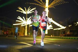 BIB: 263, 27071
                            <button type="button" onclick="openModal(14289262)" class="btn btn-primary btn-sm float-right btn-popup" data-toggle="modal" data-target=".modal-high-quality">
                        <i class="fas fa-shopping-cart"></i> Add to Cart
                    </button>
                                            <button type="button" onclick="isThisMe(14289262, true)" class="btn btn-success btn-sm float-right btn-popup btn-isme hidden" data-toggle="tooltip" data-placement="bottom" title="นี่คือรูปของคุณใช่ไหม คลิกที่นี่เพื่อเอาเข้าอัลบั้ม">
                        <i class="fas fa-plus"></i> Add to album
                    </button>
                    <button type="button" onclick="isThisMe(14289262, false)" class="btn btn-warning btn-sm float-right btn-popup btn-isnotme hidden">
                        <i class="fas fa-ban"></i> Remove from album
                    </button>