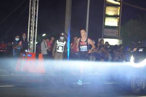 BIB: 15464
                            <button type="button" onclick="openModal(14255563)" class="btn btn-primary btn-sm float-right btn-popup" data-toggle="modal" data-target=".modal-high-quality">
                        <i class="fas fa-shopping-cart"></i> Add to Cart
                    </button>
                                            <button type="button" onclick="isThisMe(14255563, true)" class="btn btn-success btn-sm float-right btn-popup btn-isme hidden" data-toggle="tooltip" data-placement="bottom" title="นี่คือรูปของคุณใช่ไหม คลิกที่นี่เพื่อเอาเข้าอัลบั้ม">
                        <i class="fas fa-plus"></i> Add to album
                    </button>
                    <button type="button" onclick="isThisMe(14255563, false)" class="btn btn-warning btn-sm float-right btn-popup btn-isnotme hidden">
                        <i class="fas fa-ban"></i> Remove from album
                    </button>