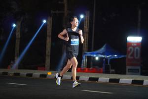 BIB: 72410, 181
                            <button type="button" onclick="openModal(14266777)" class="btn btn-primary btn-sm float-right btn-popup" data-toggle="modal" data-target=".modal-high-quality">
                        <i class="fas fa-shopping-cart"></i> Add to Cart
                    </button>
                                            <button type="button" onclick="isThisMe(14266777, true)" class="btn btn-success btn-sm float-right btn-popup btn-isme hidden" data-toggle="tooltip" data-placement="bottom" title="นี่คือรูปของคุณใช่ไหม คลิกที่นี่เพื่อเอาเข้าอัลบั้ม">
                        <i class="fas fa-plus"></i> Add to album
                    </button>
                    <button type="button" onclick="isThisMe(14266777, false)" class="btn btn-warning btn-sm float-right btn-popup btn-isnotme hidden">
                        <i class="fas fa-ban"></i> Remove from album
                    </button>