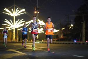 BIB: 25627, 250
                            <button type="button" onclick="openModal(14306172)" class="btn btn-primary btn-sm float-right btn-popup" data-toggle="modal" data-target=".modal-high-quality">
                        <i class="fas fa-shopping-cart"></i> Add to Cart
                    </button>
                                            <button type="button" onclick="isThisMe(14306172, true)" class="btn btn-success btn-sm float-right btn-popup btn-isme hidden" data-toggle="tooltip" data-placement="bottom" title="นี่คือรูปของคุณใช่ไหม คลิกที่นี่เพื่อเอาเข้าอัลบั้ม">
                        <i class="fas fa-plus"></i> Add to album
                    </button>
                    <button type="button" onclick="isThisMe(14306172, false)" class="btn btn-warning btn-sm float-right btn-popup btn-isnotme hidden">
                        <i class="fas fa-ban"></i> Remove from album
                    </button>