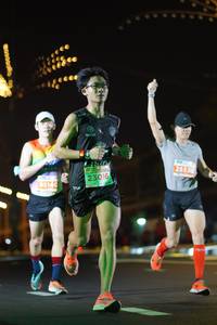 BIB: 2553, 23016, 05140
                            <button type="button" onclick="openModal(14367814)" class="btn btn-primary btn-sm float-right btn-popup" data-toggle="modal" data-target=".modal-high-quality">
                        <i class="fas fa-shopping-cart"></i> Add to Cart
                    </button>
                                            <button type="button" onclick="isThisMe(14367814, true)" class="btn btn-success btn-sm float-right btn-popup btn-isme hidden" data-toggle="tooltip" data-placement="bottom" title="นี่คือรูปของคุณใช่ไหม คลิกที่นี่เพื่อเอาเข้าอัลบั้ม">
                        <i class="fas fa-plus"></i> Add to album
                    </button>
                    <button type="button" onclick="isThisMe(14367814, false)" class="btn btn-warning btn-sm float-right btn-popup btn-isnotme hidden">
                        <i class="fas fa-ban"></i> Remove from album
                    </button>