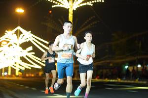 BIB: 26716
                            <button type="button" onclick="openModal(14357021)" class="btn btn-primary btn-sm float-right btn-popup" data-toggle="modal" data-target=".modal-high-quality">
                        <i class="fas fa-shopping-cart"></i> Add to Cart
                    </button>
                                            <button type="button" onclick="isThisMe(14357021, true)" class="btn btn-success btn-sm float-right btn-popup btn-isme hidden" data-toggle="tooltip" data-placement="bottom" title="นี่คือรูปของคุณใช่ไหม คลิกที่นี่เพื่อเอาเข้าอัลบั้ม">
                        <i class="fas fa-plus"></i> Add to album
                    </button>
                    <button type="button" onclick="isThisMe(14357021, false)" class="btn btn-warning btn-sm float-right btn-popup btn-isnotme hidden">
                        <i class="fas fa-ban"></i> Remove from album
                    </button>