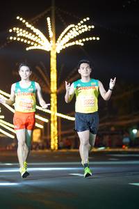 BIB: 050, 22286
                            <button type="button" onclick="openModal(14418491)" class="btn btn-primary btn-sm float-right btn-popup" data-toggle="modal" data-target=".modal-high-quality">
                        <i class="fas fa-shopping-cart"></i> Add to Cart
                    </button>
                                            <button type="button" onclick="isThisMe(14418491, true)" class="btn btn-success btn-sm float-right btn-popup btn-isme hidden" data-toggle="tooltip" data-placement="bottom" title="นี่คือรูปของคุณใช่ไหม คลิกที่นี่เพื่อเอาเข้าอัลบั้ม">
                        <i class="fas fa-plus"></i> Add to album
                    </button>
                    <button type="button" onclick="isThisMe(14418491, false)" class="btn btn-warning btn-sm float-right btn-popup btn-isnotme hidden">
                        <i class="fas fa-ban"></i> Remove from album
                    </button>