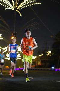 BIB: 262, 070
                            <button type="button" onclick="openModal(14338367)" class="btn btn-primary btn-sm float-right btn-popup" data-toggle="modal" data-target=".modal-high-quality">
                        <i class="fas fa-shopping-cart"></i> Add to Cart
                    </button>
                                            <button type="button" onclick="isThisMe(14338367, true)" class="btn btn-success btn-sm float-right btn-popup btn-isme hidden" data-toggle="tooltip" data-placement="bottom" title="นี่คือรูปของคุณใช่ไหม คลิกที่นี่เพื่อเอาเข้าอัลบั้ม">
                        <i class="fas fa-plus"></i> Add to album
                    </button>
                    <button type="button" onclick="isThisMe(14338367, false)" class="btn btn-warning btn-sm float-right btn-popup btn-isnotme hidden">
                        <i class="fas fa-ban"></i> Remove from album
                    </button>