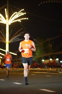 BIB: 956
                            <button type="button" onclick="openModal(14505879)" class="btn btn-primary btn-sm float-right btn-popup" data-toggle="modal" data-target=".modal-high-quality">
                        <i class="fas fa-shopping-cart"></i> Add to Cart
                    </button>
                                            <button type="button" onclick="isThisMe(14505879, true)" class="btn btn-success btn-sm float-right btn-popup btn-isme hidden" data-toggle="tooltip" data-placement="bottom" title="นี่คือรูปของคุณใช่ไหม คลิกที่นี่เพื่อเอาเข้าอัลบั้ม">
                        <i class="fas fa-plus"></i> Add to album
                    </button>
                    <button type="button" onclick="isThisMe(14505879, false)" class="btn btn-warning btn-sm float-right btn-popup btn-isnotme hidden">
                        <i class="fas fa-ban"></i> Remove from album
                    </button>