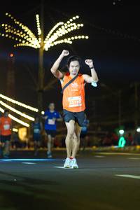 BIB: 25350
                            <button type="button" onclick="openModal(14493548)" class="btn btn-primary btn-sm float-right btn-popup" data-toggle="modal" data-target=".modal-high-quality">
                        <i class="fas fa-shopping-cart"></i> Add to Cart
                    </button>
                                            <button type="button" onclick="isThisMe(14493548, true)" class="btn btn-success btn-sm float-right btn-popup btn-isme hidden" data-toggle="tooltip" data-placement="bottom" title="นี่คือรูปของคุณใช่ไหม คลิกที่นี่เพื่อเอาเข้าอัลบั้ม">
                        <i class="fas fa-plus"></i> Add to album
                    </button>
                    <button type="button" onclick="isThisMe(14493548, false)" class="btn btn-warning btn-sm float-right btn-popup btn-isnotme hidden">
                        <i class="fas fa-ban"></i> Remove from album
                    </button>