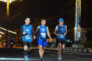 BIB: 45138, 45775, 41806
                            <button type="button" onclick="openModal(14909836)" class="btn btn-primary btn-sm float-right btn-popup" data-toggle="modal" data-target=".modal-high-quality">
                        <i class="fas fa-shopping-cart"></i> Add to Cart
                    </button>
                                            <button type="button" onclick="isThisMe(14909836, true)" class="btn btn-success btn-sm float-right btn-popup btn-isme hidden" data-toggle="tooltip" data-placement="bottom" title="นี่คือรูปของคุณใช่ไหม คลิกที่นี่เพื่อเอาเข้าอัลบั้ม">
                        <i class="fas fa-plus"></i> Add to album
                    </button>
                    <button type="button" onclick="isThisMe(14909836, false)" class="btn btn-warning btn-sm float-right btn-popup btn-isnotme hidden">
                        <i class="fas fa-ban"></i> Remove from album
                    </button>