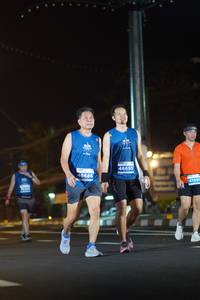 BIB: 46695, 46686, 41990
                            <button type="button" onclick="openModal(14915999)" class="btn btn-primary btn-sm float-right btn-popup" data-toggle="modal" data-target=".modal-high-quality">
                        <i class="fas fa-shopping-cart"></i> Add to Cart
                    </button>
                                            <button type="button" onclick="isThisMe(14915999, true)" class="btn btn-success btn-sm float-right btn-popup btn-isme hidden" data-toggle="tooltip" data-placement="bottom" title="นี่คือรูปของคุณใช่ไหม คลิกที่นี่เพื่อเอาเข้าอัลบั้ม">
                        <i class="fas fa-plus"></i> Add to album
                    </button>
                    <button type="button" onclick="isThisMe(14915999, false)" class="btn btn-warning btn-sm float-right btn-popup btn-isnotme hidden">
                        <i class="fas fa-ban"></i> Remove from album
                    </button>
