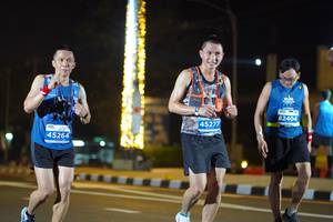 BIB: 82404, 45277, 45264
                            <button type="button" onclick="openModal(14906190)" class="btn btn-primary btn-sm float-right btn-popup" data-toggle="modal" data-target=".modal-high-quality">
                        <i class="fas fa-shopping-cart"></i> Add to Cart
                    </button>
                                            <button type="button" onclick="isThisMe(14906190, true)" class="btn btn-success btn-sm float-right btn-popup btn-isme hidden" data-toggle="tooltip" data-placement="bottom" title="นี่คือรูปของคุณใช่ไหม คลิกที่นี่เพื่อเอาเข้าอัลบั้ม">
                        <i class="fas fa-plus"></i> Add to album
                    </button>
                    <button type="button" onclick="isThisMe(14906190, false)" class="btn btn-warning btn-sm float-right btn-popup btn-isnotme hidden">
                        <i class="fas fa-ban"></i> Remove from album
                    </button>