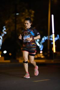 BIB: 430
                            <button type="button" onclick="openModal(14592027)" class="btn btn-primary btn-sm float-right btn-popup" data-toggle="modal" data-target=".modal-high-quality">
                        <i class="fas fa-shopping-cart"></i> Add to Cart
                    </button>
                                            <button type="button" onclick="isThisMe(14592027, true)" class="btn btn-success btn-sm float-right btn-popup btn-isme hidden" data-toggle="tooltip" data-placement="bottom" title="นี่คือรูปของคุณใช่ไหม คลิกที่นี่เพื่อเอาเข้าอัลบั้ม">
                        <i class="fas fa-plus"></i> Add to album
                    </button>
                    <button type="button" onclick="isThisMe(14592027, false)" class="btn btn-warning btn-sm float-right btn-popup btn-isnotme hidden">
                        <i class="fas fa-ban"></i> Remove from album
                    </button>