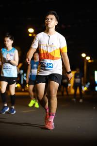 BIB: 40634
                            <button type="button" onclick="openModal(14628335)" class="btn btn-primary btn-sm float-right btn-popup" data-toggle="modal" data-target=".modal-high-quality">
                        <i class="fas fa-shopping-cart"></i> Add to Cart
                    </button>
                                            <button type="button" onclick="isThisMe(14628335, true)" class="btn btn-success btn-sm float-right btn-popup btn-isme hidden" data-toggle="tooltip" data-placement="bottom" title="นี่คือรูปของคุณใช่ไหม คลิกที่นี่เพื่อเอาเข้าอัลบั้ม">
                        <i class="fas fa-plus"></i> Add to album
                    </button>
                    <button type="button" onclick="isThisMe(14628335, false)" class="btn btn-warning btn-sm float-right btn-popup btn-isnotme hidden">
                        <i class="fas fa-ban"></i> Remove from album
                    </button>