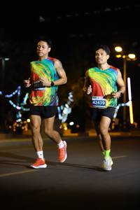 BIB: 4697, 42439
                            <button type="button" onclick="openModal(14601743)" class="btn btn-primary btn-sm float-right btn-popup" data-toggle="modal" data-target=".modal-high-quality">
                        <i class="fas fa-shopping-cart"></i> Add to Cart
                    </button>
                                            <button type="button" onclick="isThisMe(14601743, true)" class="btn btn-success btn-sm float-right btn-popup btn-isme hidden" data-toggle="tooltip" data-placement="bottom" title="นี่คือรูปของคุณใช่ไหม คลิกที่นี่เพื่อเอาเข้าอัลบั้ม">
                        <i class="fas fa-plus"></i> Add to album
                    </button>
                    <button type="button" onclick="isThisMe(14601743, false)" class="btn btn-warning btn-sm float-right btn-popup btn-isnotme hidden">
                        <i class="fas fa-ban"></i> Remove from album
                    </button>