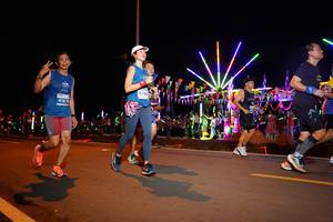 BIB: 475, 41675
                            <button type="button" onclick="openModal(14246417)" class="btn btn-primary btn-sm float-right btn-popup" data-toggle="modal" data-target=".modal-high-quality">
                        <i class="fas fa-shopping-cart"></i> Add to Cart
                    </button>
                                            <button type="button" onclick="isThisMe(14246417, true)" class="btn btn-success btn-sm float-right btn-popup btn-isme hidden" data-toggle="tooltip" data-placement="bottom" title="นี่คือรูปของคุณใช่ไหม คลิกที่นี่เพื่อเอาเข้าอัลบั้ม">
                        <i class="fas fa-plus"></i> Add to album
                    </button>
                    <button type="button" onclick="isThisMe(14246417, false)" class="btn btn-warning btn-sm float-right btn-popup btn-isnotme hidden">
                        <i class="fas fa-ban"></i> Remove from album
                    </button>