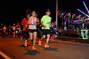 BIB: 6600
                            <button type="button" onclick="openModal(14235428)" class="btn btn-primary btn-sm float-right btn-popup" data-toggle="modal" data-target=".modal-high-quality">
                        <i class="fas fa-shopping-cart"></i> Add to Cart
                    </button>
                                            <button type="button" onclick="isThisMe(14235428, true)" class="btn btn-success btn-sm float-right btn-popup btn-isme hidden" data-toggle="tooltip" data-placement="bottom" title="นี่คือรูปของคุณใช่ไหม คลิกที่นี่เพื่อเอาเข้าอัลบั้ม">
                        <i class="fas fa-plus"></i> Add to album
                    </button>
                    <button type="button" onclick="isThisMe(14235428, false)" class="btn btn-warning btn-sm float-right btn-popup btn-isnotme hidden">
                        <i class="fas fa-ban"></i> Remove from album
                    </button>