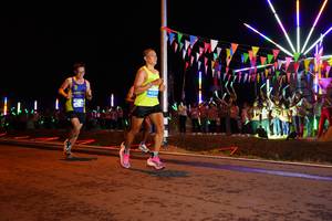 BIB: 4030
                            <button type="button" onclick="openModal(14195814)" class="btn btn-primary btn-sm float-right btn-popup" data-toggle="modal" data-target=".modal-high-quality">
                        <i class="fas fa-shopping-cart"></i> Add to Cart
                    </button>
                                            <button type="button" onclick="isThisMe(14195814, true)" class="btn btn-success btn-sm float-right btn-popup btn-isme hidden" data-toggle="tooltip" data-placement="bottom" title="นี่คือรูปของคุณใช่ไหม คลิกที่นี่เพื่อเอาเข้าอัลบั้ม">
                        <i class="fas fa-plus"></i> Add to album
                    </button>
                    <button type="button" onclick="isThisMe(14195814, false)" class="btn btn-warning btn-sm float-right btn-popup btn-isnotme hidden">
                        <i class="fas fa-ban"></i> Remove from album
                    </button>