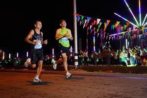 BIB: 46872, 460
                            <button type="button" onclick="openModal(14197925)" class="btn btn-primary btn-sm float-right btn-popup" data-toggle="modal" data-target=".modal-high-quality">
                        <i class="fas fa-shopping-cart"></i> Add to Cart
                    </button>
                                            <button type="button" onclick="isThisMe(14197925, true)" class="btn btn-success btn-sm float-right btn-popup btn-isme hidden" data-toggle="tooltip" data-placement="bottom" title="นี่คือรูปของคุณใช่ไหม คลิกที่นี่เพื่อเอาเข้าอัลบั้ม">
                        <i class="fas fa-plus"></i> Add to album
                    </button>
                    <button type="button" onclick="isThisMe(14197925, false)" class="btn btn-warning btn-sm float-right btn-popup btn-isnotme hidden">
                        <i class="fas fa-ban"></i> Remove from album
                    </button>