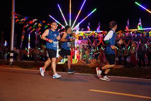 BIB: 4130
                            <button type="button" onclick="openModal(14242395)" class="btn btn-primary btn-sm float-right btn-popup" data-toggle="modal" data-target=".modal-high-quality">
                        <i class="fas fa-shopping-cart"></i> Add to Cart
                    </button>
                                            <button type="button" onclick="isThisMe(14242395, true)" class="btn btn-success btn-sm float-right btn-popup btn-isme hidden" data-toggle="tooltip" data-placement="bottom" title="นี่คือรูปของคุณใช่ไหม คลิกที่นี่เพื่อเอาเข้าอัลบั้ม">
                        <i class="fas fa-plus"></i> Add to album
                    </button>
                    <button type="button" onclick="isThisMe(14242395, false)" class="btn btn-warning btn-sm float-right btn-popup btn-isnotme hidden">
                        <i class="fas fa-ban"></i> Remove from album
                    </button>