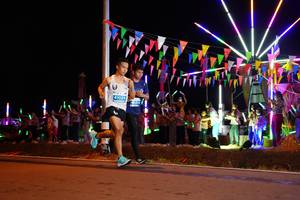 BIB: 4109
                            <button type="button" onclick="openModal(14211226)" class="btn btn-primary btn-sm float-right btn-popup" data-toggle="modal" data-target=".modal-high-quality">
                        <i class="fas fa-shopping-cart"></i> Add to Cart
                    </button>
                                            <button type="button" onclick="isThisMe(14211226, true)" class="btn btn-success btn-sm float-right btn-popup btn-isme hidden" data-toggle="tooltip" data-placement="bottom" title="นี่คือรูปของคุณใช่ไหม คลิกที่นี่เพื่อเอาเข้าอัลบั้ม">
                        <i class="fas fa-plus"></i> Add to album
                    </button>
                    <button type="button" onclick="isThisMe(14211226, false)" class="btn btn-warning btn-sm float-right btn-popup btn-isnotme hidden">
                        <i class="fas fa-ban"></i> Remove from album
                    </button>