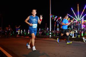 BIB: 4090
                            <button type="button" onclick="openModal(14226253)" class="btn btn-primary btn-sm float-right btn-popup" data-toggle="modal" data-target=".modal-high-quality">
                        <i class="fas fa-shopping-cart"></i> Add to Cart
                    </button>
                                            <button type="button" onclick="isThisMe(14226253, true)" class="btn btn-success btn-sm float-right btn-popup btn-isme hidden" data-toggle="tooltip" data-placement="bottom" title="นี่คือรูปของคุณใช่ไหม คลิกที่นี่เพื่อเอาเข้าอัลบั้ม">
                        <i class="fas fa-plus"></i> Add to album
                    </button>
                    <button type="button" onclick="isThisMe(14226253, false)" class="btn btn-warning btn-sm float-right btn-popup btn-isnotme hidden">
                        <i class="fas fa-ban"></i> Remove from album
                    </button>