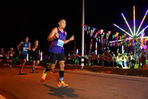 BIB: 4736
                            <button type="button" onclick="openModal(14227127)" class="btn btn-primary btn-sm float-right btn-popup" data-toggle="modal" data-target=".modal-high-quality">
                        <i class="fas fa-shopping-cart"></i> Add to Cart
                    </button>
                                            <button type="button" onclick="isThisMe(14227127, true)" class="btn btn-success btn-sm float-right btn-popup btn-isme hidden" data-toggle="tooltip" data-placement="bottom" title="นี่คือรูปของคุณใช่ไหม คลิกที่นี่เพื่อเอาเข้าอัลบั้ม">
                        <i class="fas fa-plus"></i> Add to album
                    </button>
                    <button type="button" onclick="isThisMe(14227127, false)" class="btn btn-warning btn-sm float-right btn-popup btn-isnotme hidden">
                        <i class="fas fa-ban"></i> Remove from album
                    </button>