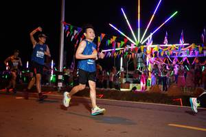 BIB: 475
                            <button type="button" onclick="openModal(14232360)" class="btn btn-primary btn-sm float-right btn-popup" data-toggle="modal" data-target=".modal-high-quality">
                        <i class="fas fa-shopping-cart"></i> Add to Cart
                    </button>
                                            <button type="button" onclick="isThisMe(14232360, true)" class="btn btn-success btn-sm float-right btn-popup btn-isme hidden" data-toggle="tooltip" data-placement="bottom" title="นี่คือรูปของคุณใช่ไหม คลิกที่นี่เพื่อเอาเข้าอัลบั้ม">
                        <i class="fas fa-plus"></i> Add to album
                    </button>
                    <button type="button" onclick="isThisMe(14232360, false)" class="btn btn-warning btn-sm float-right btn-popup btn-isnotme hidden">
                        <i class="fas fa-ban"></i> Remove from album
                    </button>