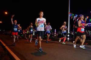 BIB: 420, 4725
                            <button type="button" onclick="openModal(14223786)" class="btn btn-primary btn-sm float-right btn-popup" data-toggle="modal" data-target=".modal-high-quality">
                        <i class="fas fa-shopping-cart"></i> Add to Cart
                    </button>
                                            <button type="button" onclick="isThisMe(14223786, true)" class="btn btn-success btn-sm float-right btn-popup btn-isme hidden" data-toggle="tooltip" data-placement="bottom" title="นี่คือรูปของคุณใช่ไหม คลิกที่นี่เพื่อเอาเข้าอัลบั้ม">
                        <i class="fas fa-plus"></i> Add to album
                    </button>
                    <button type="button" onclick="isThisMe(14223786, false)" class="btn btn-warning btn-sm float-right btn-popup btn-isnotme hidden">
                        <i class="fas fa-ban"></i> Remove from album
                    </button>