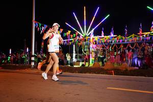 BIB: 427
                            <button type="button" onclick="openModal(14221921)" class="btn btn-primary btn-sm float-right btn-popup" data-toggle="modal" data-target=".modal-high-quality">
                        <i class="fas fa-shopping-cart"></i> Add to Cart
                    </button>
                                            <button type="button" onclick="isThisMe(14221921, true)" class="btn btn-success btn-sm float-right btn-popup btn-isme hidden" data-toggle="tooltip" data-placement="bottom" title="นี่คือรูปของคุณใช่ไหม คลิกที่นี่เพื่อเอาเข้าอัลบั้ม">
                        <i class="fas fa-plus"></i> Add to album
                    </button>
                    <button type="button" onclick="isThisMe(14221921, false)" class="btn btn-warning btn-sm float-right btn-popup btn-isnotme hidden">
                        <i class="fas fa-ban"></i> Remove from album
                    </button>