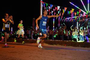 BIB: 454, 3249
                            <button type="button" onclick="openModal(14200852)" class="btn btn-primary btn-sm float-right btn-popup" data-toggle="modal" data-target=".modal-high-quality">
                        <i class="fas fa-shopping-cart"></i> Add to Cart
                    </button>
                                            <button type="button" onclick="isThisMe(14200852, true)" class="btn btn-success btn-sm float-right btn-popup btn-isme hidden" data-toggle="tooltip" data-placement="bottom" title="นี่คือรูปของคุณใช่ไหม คลิกที่นี่เพื่อเอาเข้าอัลบั้ม">
                        <i class="fas fa-plus"></i> Add to album
                    </button>
                    <button type="button" onclick="isThisMe(14200852, false)" class="btn btn-warning btn-sm float-right btn-popup btn-isnotme hidden">
                        <i class="fas fa-ban"></i> Remove from album
                    </button>