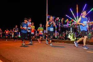 BIB: 4185, 41859
                            <button type="button" onclick="openModal(15861966)" class="btn btn-primary btn-sm float-right btn-popup" data-toggle="modal" data-target=".modal-high-quality">
                        <i class="fas fa-shopping-cart"></i> Add to Cart
                    </button>
                                            <button type="button" onclick="isThisMe(15861966, true)" class="btn btn-success btn-sm float-right btn-popup btn-isme hidden" data-toggle="tooltip" data-placement="bottom" title="นี่คือรูปของคุณใช่ไหม คลิกที่นี่เพื่อเอาเข้าอัลบั้ม">
                        <i class="fas fa-plus"></i> Add to album
                    </button>
                    <button type="button" onclick="isThisMe(15861966, false)" class="btn btn-warning btn-sm float-right btn-popup btn-isnotme hidden">
                        <i class="fas fa-ban"></i> Remove from album
                    </button>