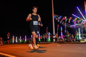 BIB: 40443
                            <button type="button" onclick="openModal(15862482)" class="btn btn-primary btn-sm float-right btn-popup" data-toggle="modal" data-target=".modal-high-quality">
                        <i class="fas fa-shopping-cart"></i> Add to Cart
                    </button>
                                            <button type="button" onclick="isThisMe(15862482, true)" class="btn btn-success btn-sm float-right btn-popup btn-isme hidden" data-toggle="tooltip" data-placement="bottom" title="นี่คือรูปของคุณใช่ไหม คลิกที่นี่เพื่อเอาเข้าอัลบั้ม">
                        <i class="fas fa-plus"></i> Add to album
                    </button>
                    <button type="button" onclick="isThisMe(15862482, false)" class="btn btn-warning btn-sm float-right btn-popup btn-isnotme hidden">
                        <i class="fas fa-ban"></i> Remove from album
                    </button>