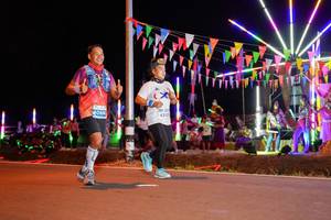 BIB: 4088, 4310
                            <button type="button" onclick="openModal(15863097)" class="btn btn-primary btn-sm float-right btn-popup" data-toggle="modal" data-target=".modal-high-quality">
                        <i class="fas fa-shopping-cart"></i> Add to Cart
                    </button>
                                            <button type="button" onclick="isThisMe(15863097, true)" class="btn btn-success btn-sm float-right btn-popup btn-isme hidden" data-toggle="tooltip" data-placement="bottom" title="นี่คือรูปของคุณใช่ไหม คลิกที่นี่เพื่อเอาเข้าอัลบั้ม">
                        <i class="fas fa-plus"></i> Add to album
                    </button>
                    <button type="button" onclick="isThisMe(15863097, false)" class="btn btn-warning btn-sm float-right btn-popup btn-isnotme hidden">
                        <i class="fas fa-ban"></i> Remove from album
                    </button>