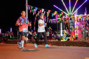 BIB: 4310, 885
                            <button type="button" onclick="openModal(15863098)" class="btn btn-primary btn-sm float-right btn-popup" data-toggle="modal" data-target=".modal-high-quality">
                        <i class="fas fa-shopping-cart"></i> Add to Cart
                    </button>
                                            <button type="button" onclick="isThisMe(15863098, true)" class="btn btn-success btn-sm float-right btn-popup btn-isme hidden" data-toggle="tooltip" data-placement="bottom" title="นี่คือรูปของคุณใช่ไหม คลิกที่นี่เพื่อเอาเข้าอัลบั้ม">
                        <i class="fas fa-plus"></i> Add to album
                    </button>
                    <button type="button" onclick="isThisMe(15863098, false)" class="btn btn-warning btn-sm float-right btn-popup btn-isnotme hidden">
                        <i class="fas fa-ban"></i> Remove from album
                    </button>